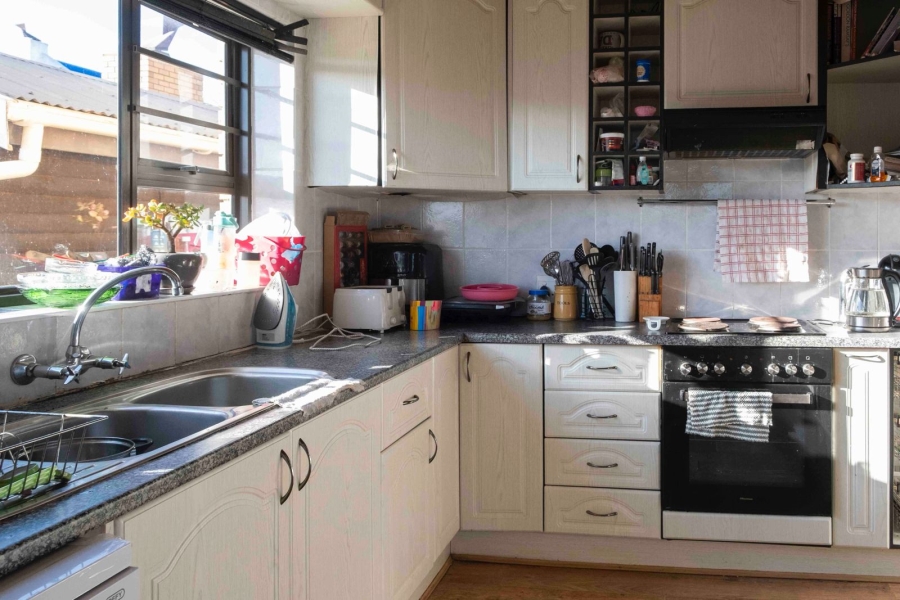 5 Bedroom Property for Sale in Dana Bay Western Cape